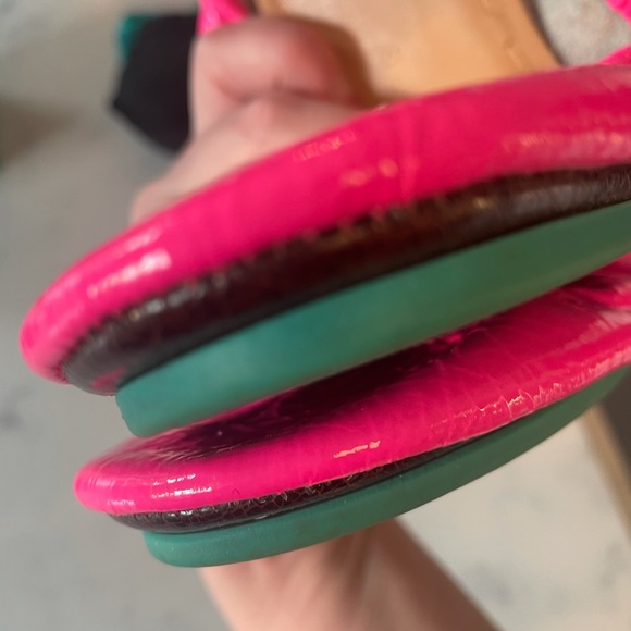 Excellent Pop Pink Tieks w/ box, flower and bag - Picture 4 of 10